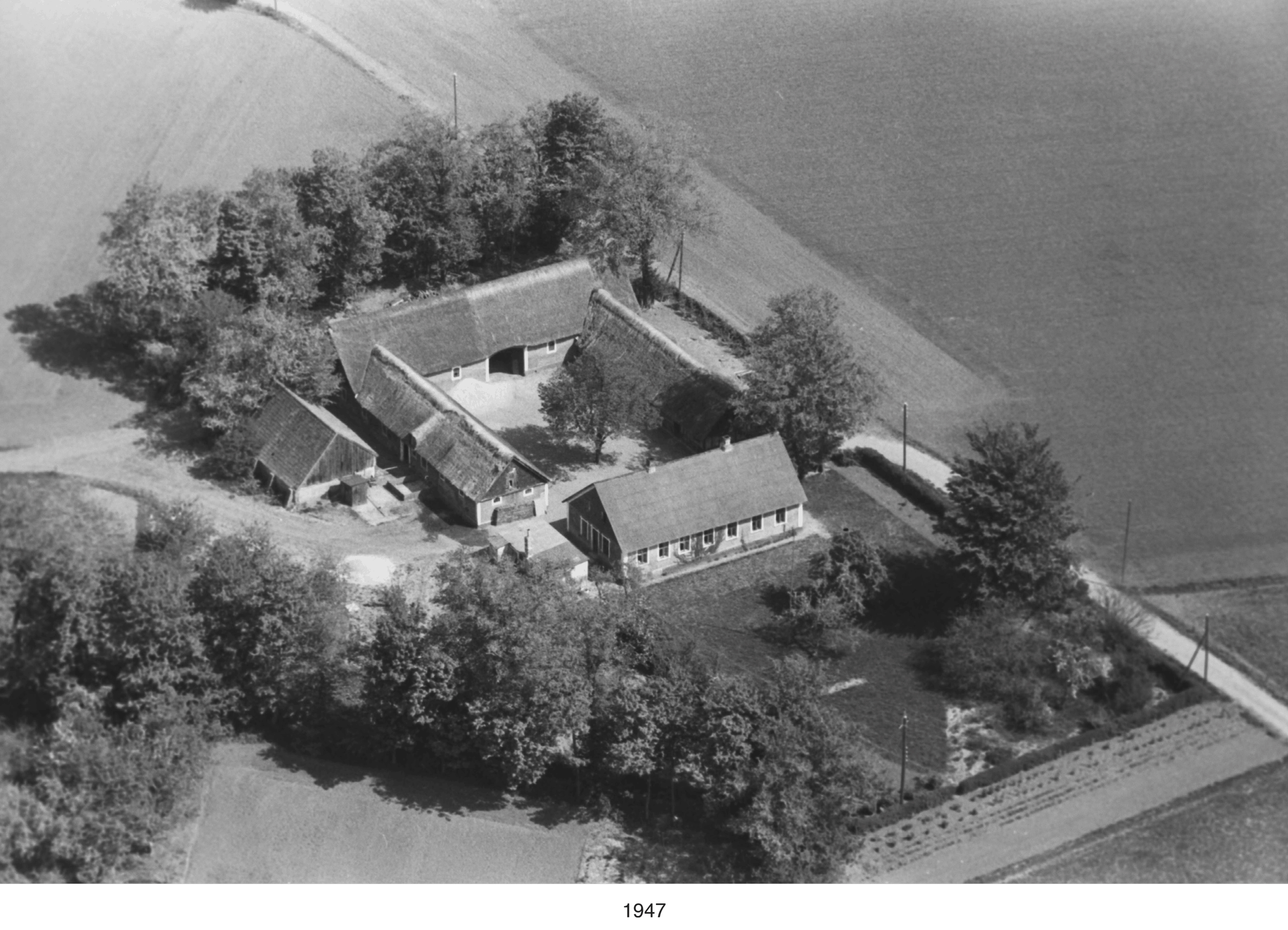 2502-EGFD-E_Historical-Image_01-C